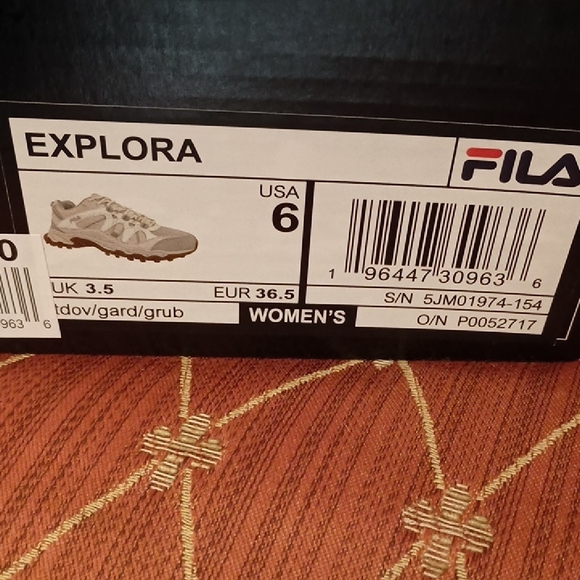 Fila Women's Outdoor Explora Sneakers in Gray And Off White - Picture 2 of 7